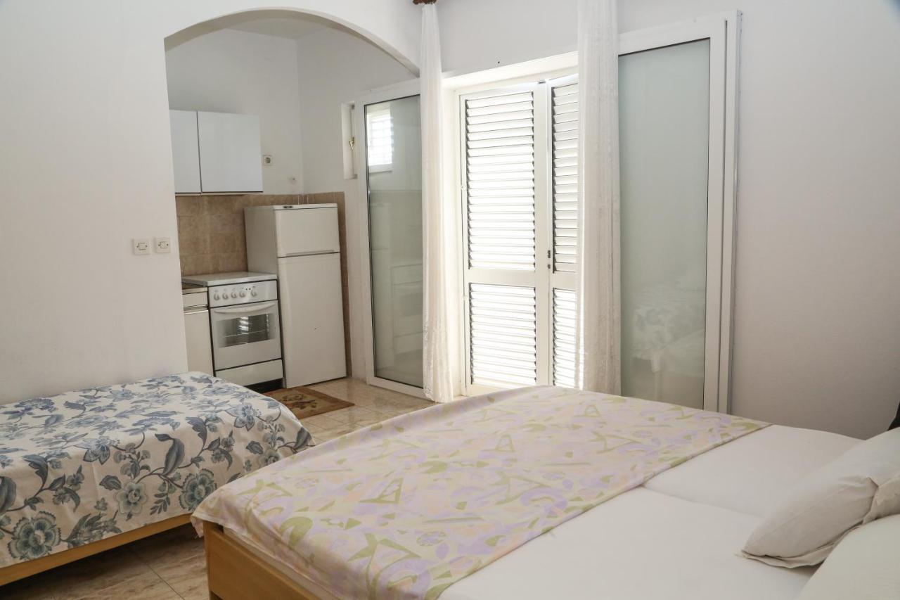 Apartments Butkovic フヴァル エクステリア 写真