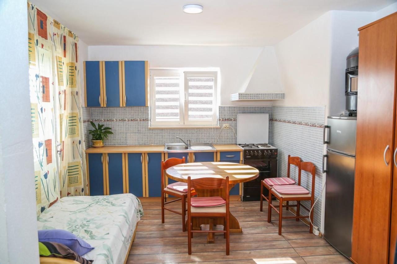 Apartments Butkovic フヴァル エクステリア 写真