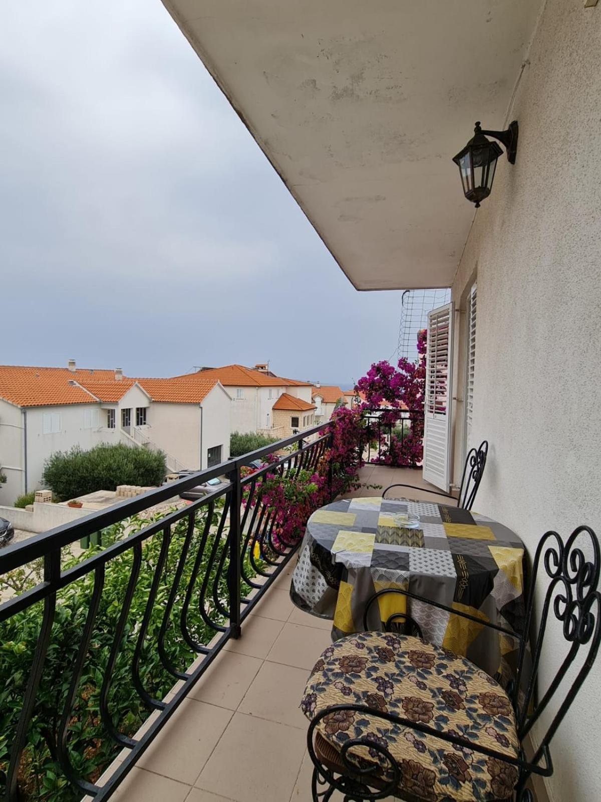 Apartments Butkovic フヴァル エクステリア 写真