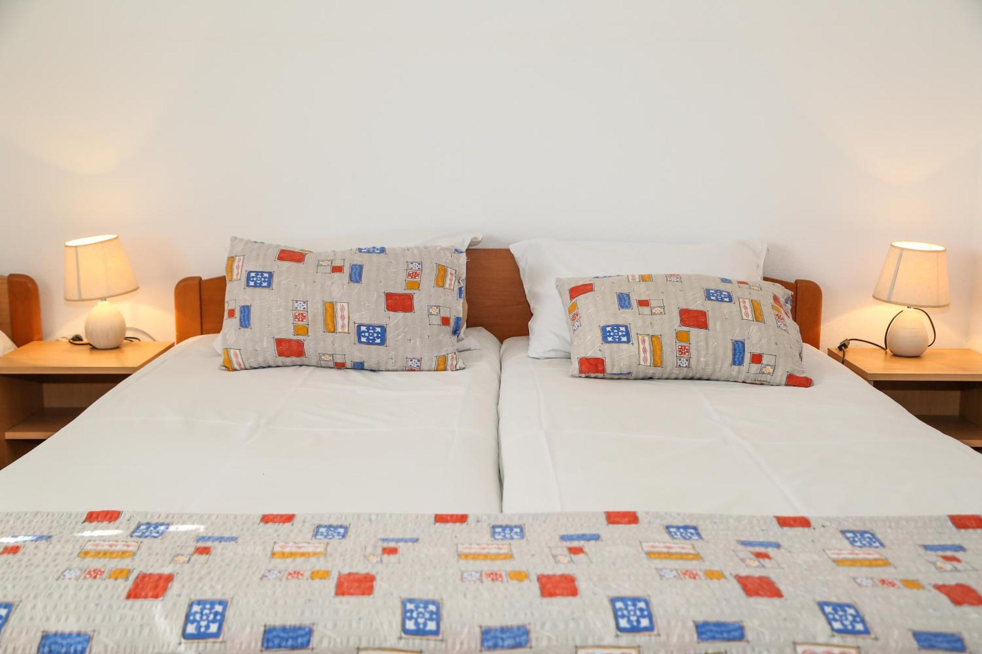 Apartments Butkovic フヴァル 部屋 写真