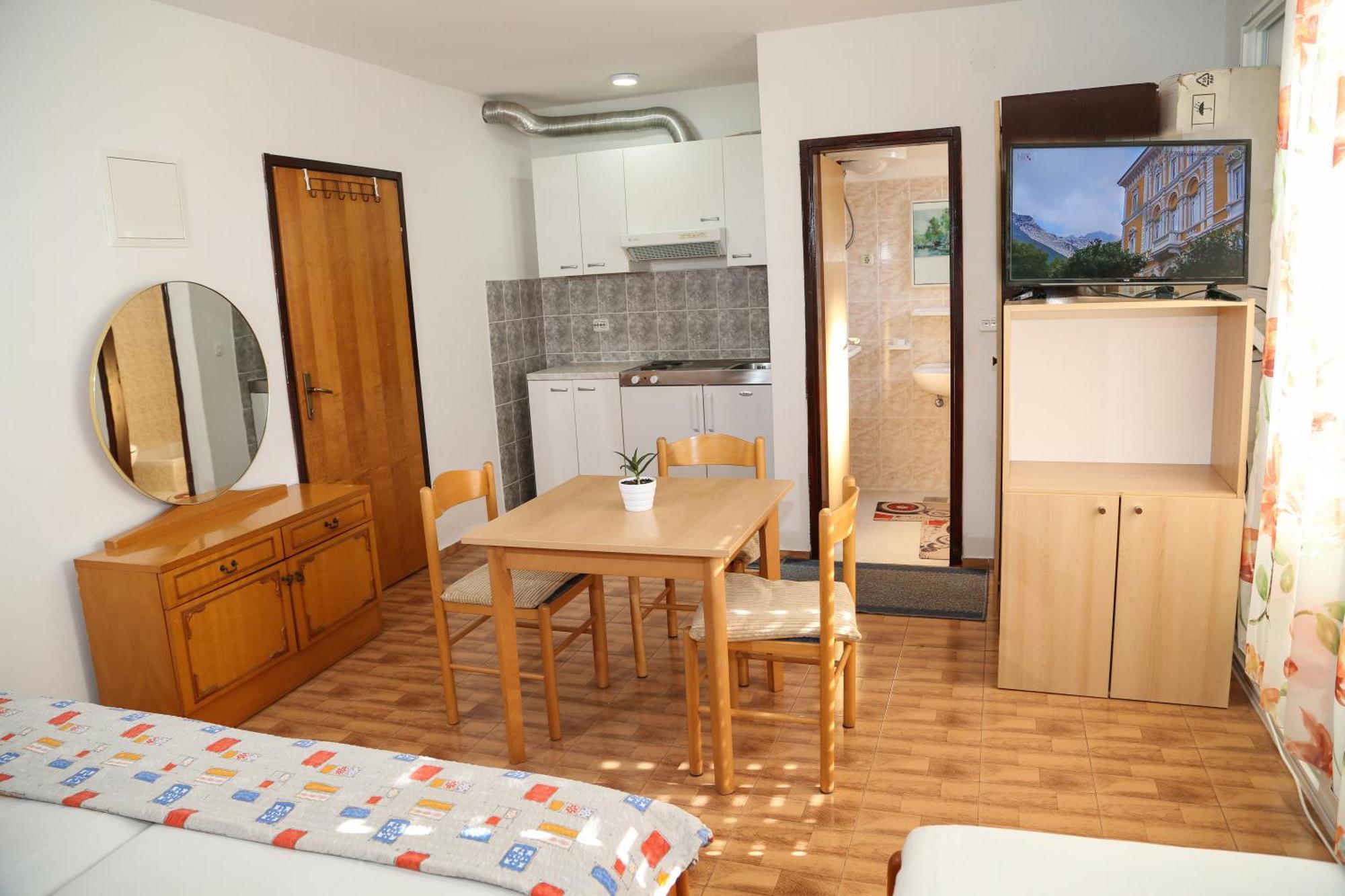 Apartments Butkovic フヴァル 部屋 写真
